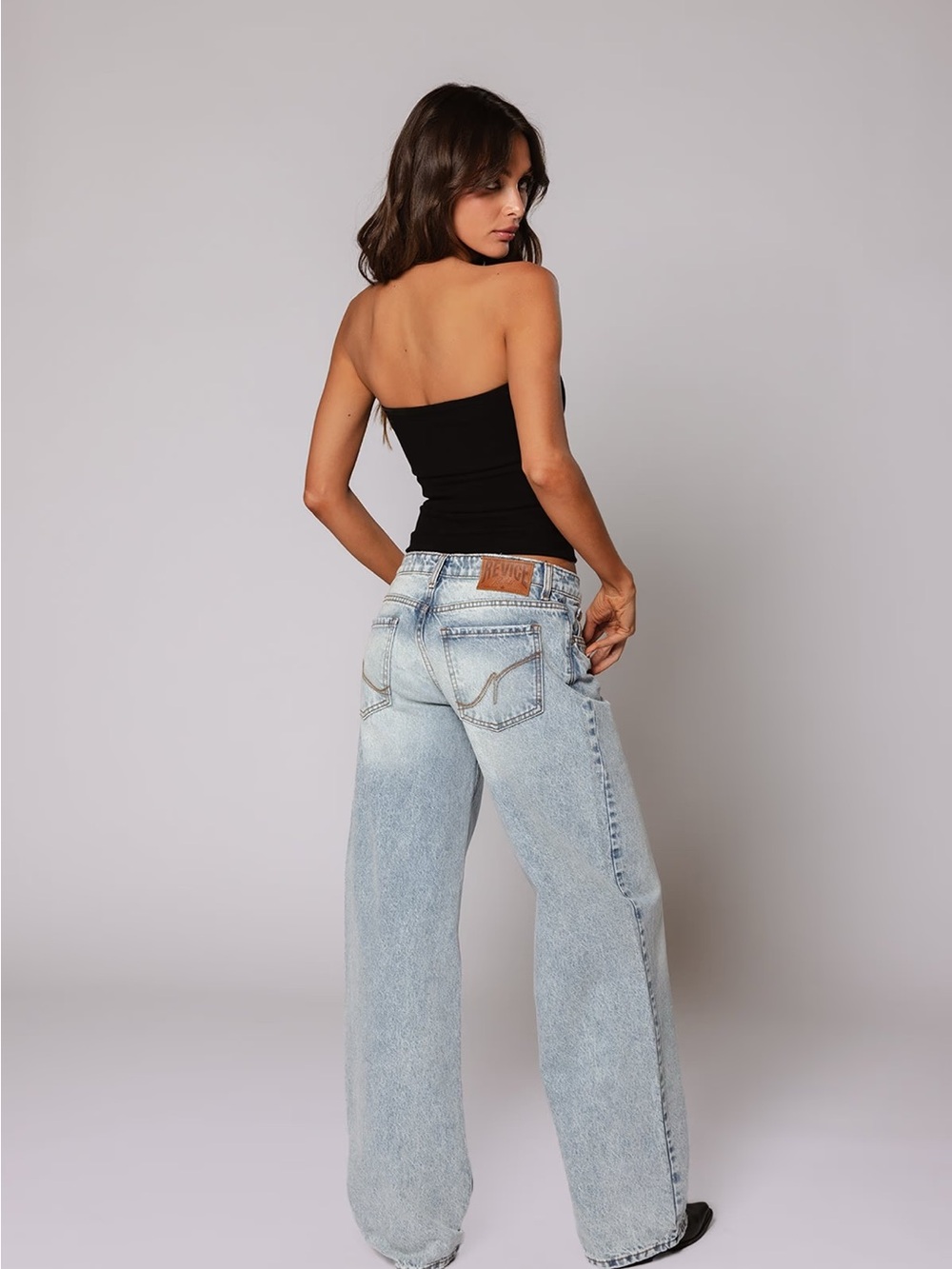 REVICE TLC Jeans - Picture 4 of 9